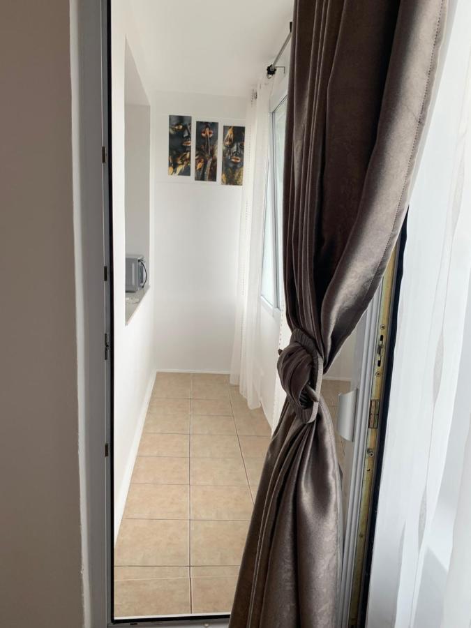 Victoriei Boulevard Private Apartment Brașov Exterior foto